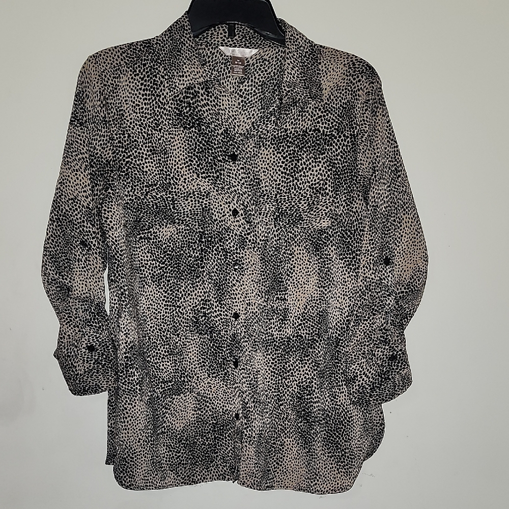 White Stag Black and Cream Patterned Top Collar Button Down Blouse